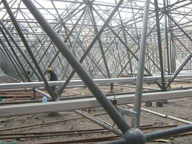 瑞安盘点螺栓球网架对选材方面的4点要求